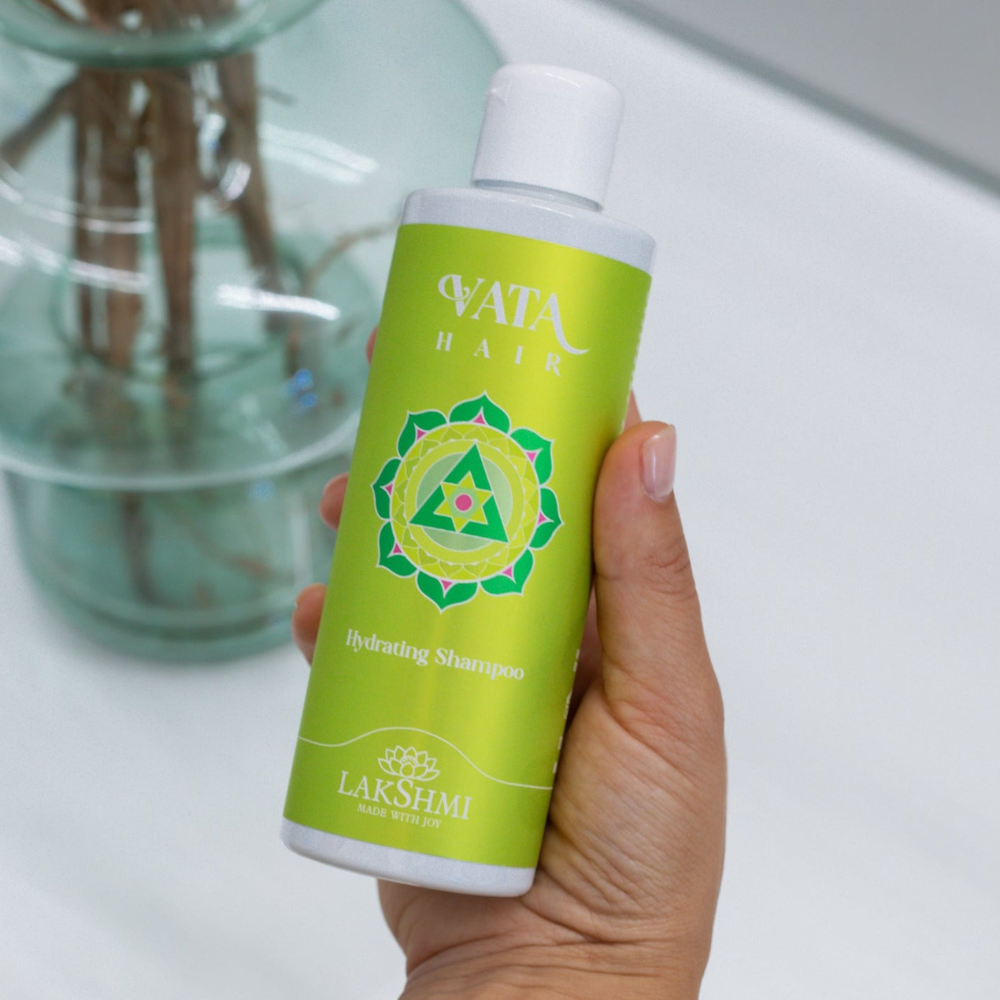 Lakshmi Hydrating Shampoo Vata, für trockenes und kraftloses Haar