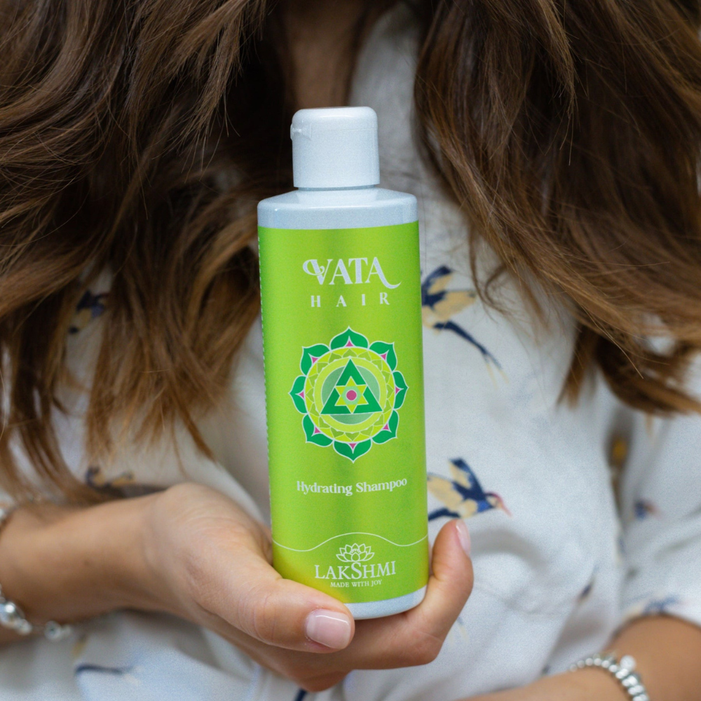 Lakshmi Hydrating Shampoo Vata, für trockenes und kraftloses Haar